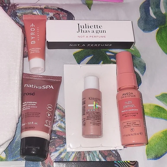 Luxury Travel Sized Bundle NWT 11 Pieces Ciate/MAC/Byroe/Aveda
